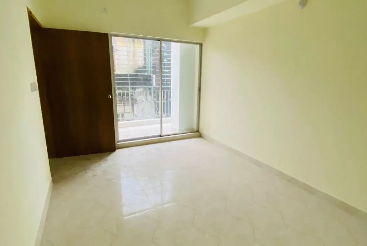 1090 Sqft Brand New Flat for Sale in Bashabo Image 4