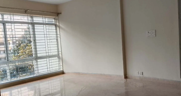 2200 sft 4-bedroom flat is ready for Rent in Gulshan Image 2