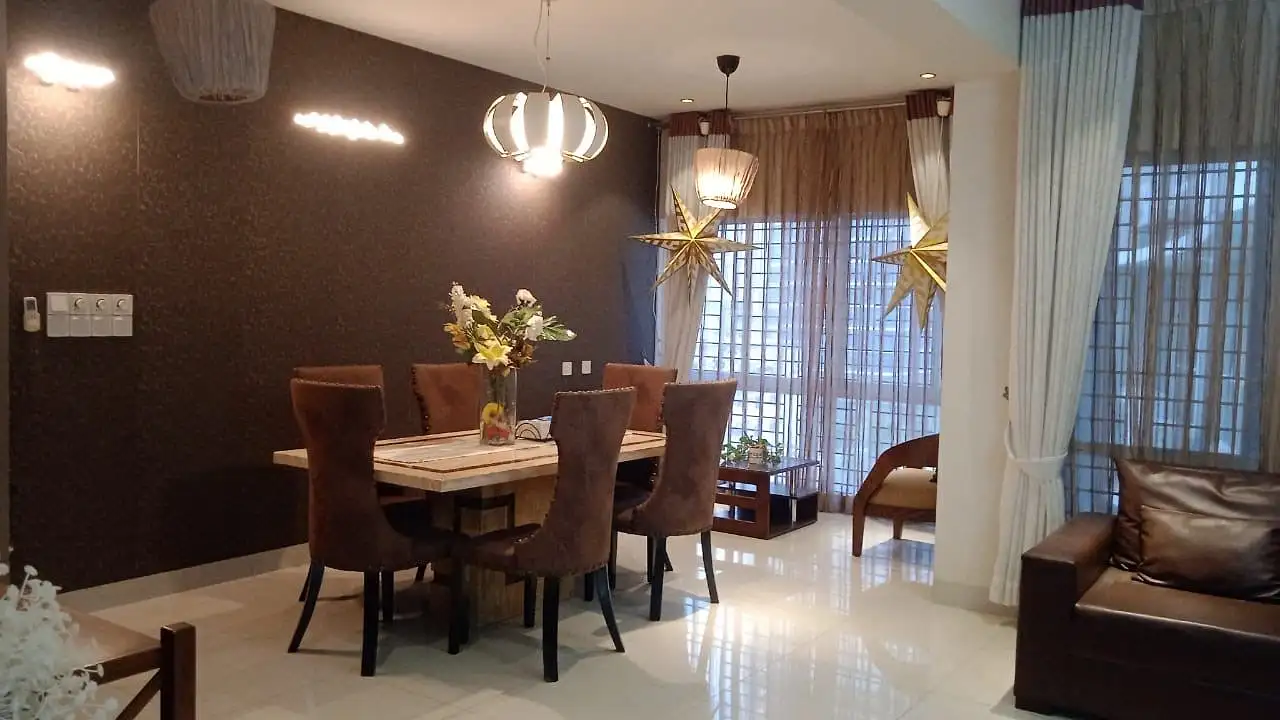 3-Bedroom Luxury Apartment Sale in Dhaka, Gulshan 1 Image 3