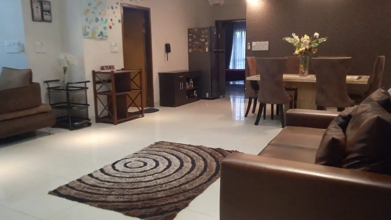 3-Bedroom Luxury Apartment Sale in Dhaka, Gulshan 1 Image 4