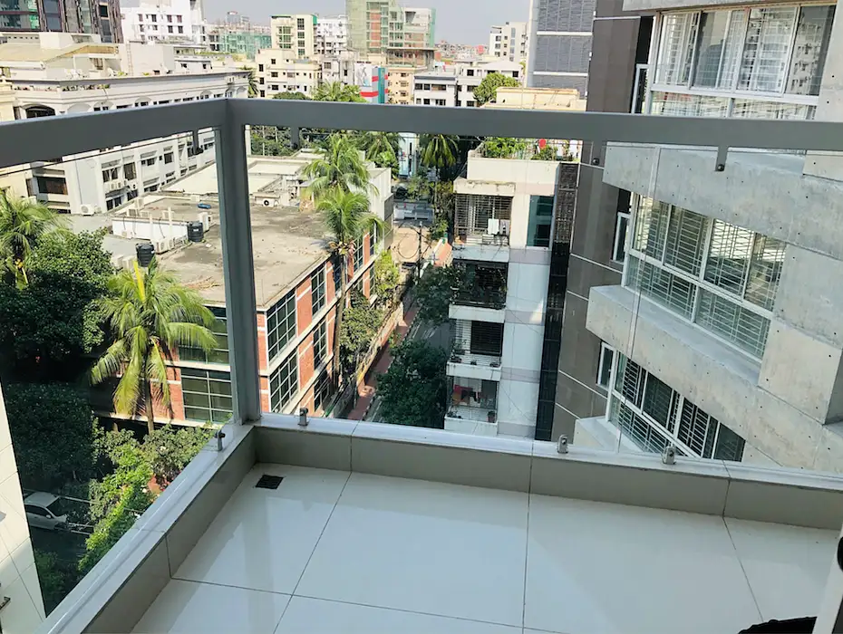 3-Bedroom Luxury Apartment Sale in Dhaka, Gulshan 1 Image 9