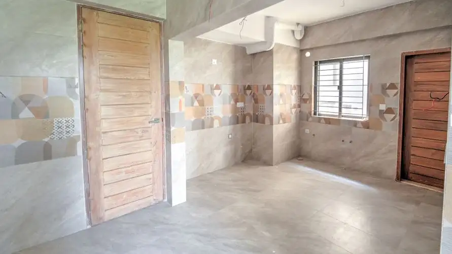 4-Bedroom Luxury Apartment for Rent in North Gulshan, Dhaka Image 3
