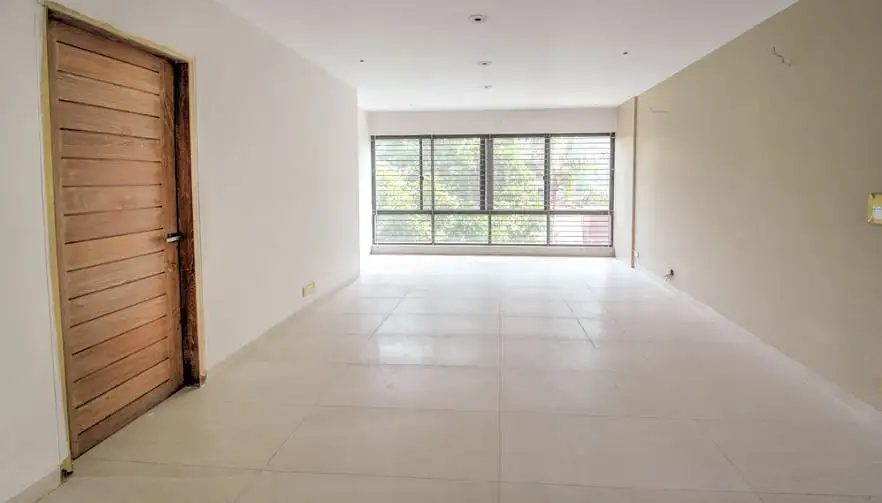 4-Bedroom Luxury Apartment for Rent in North Gulshan, Dhaka Image 10