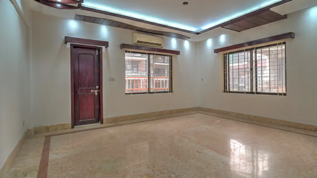 4-Bedroom Luxury Apartment for Rent in Baridhara Diplomatic Zone, Dhaka Image 11