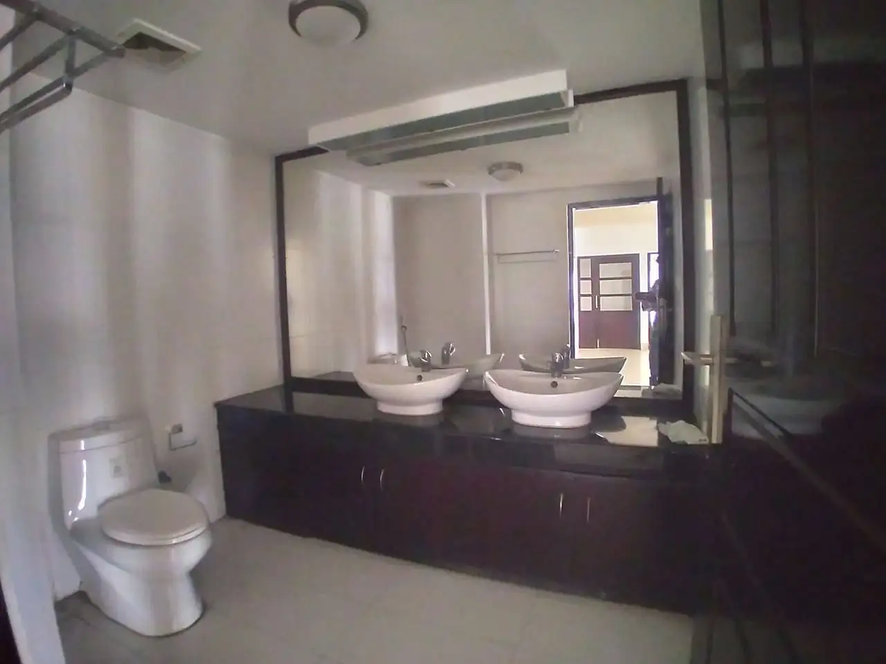 6300 SFT - 4-Bedroom Residential Apartment Rent in Dhaka in Baridhara Image 8
