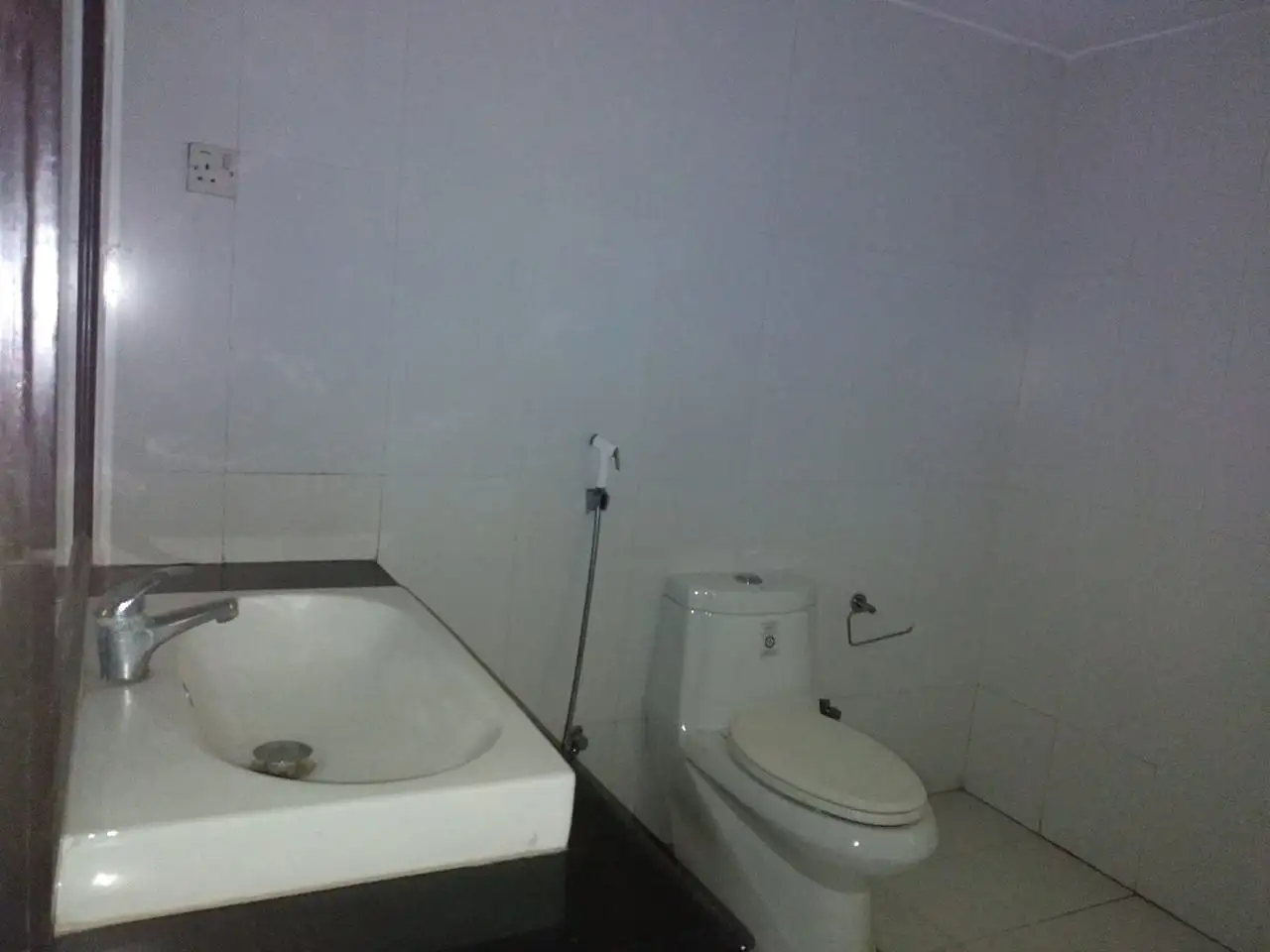 6300 SFT - 4-Bedroom Residential Apartment Rent in Dhaka in Baridhara Image 11