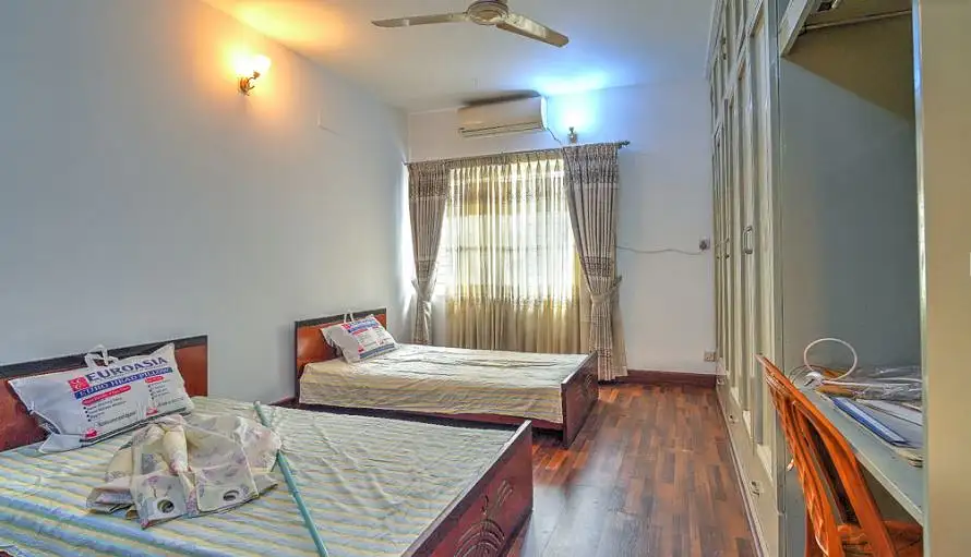 3-Bedroom Luxury Apartment for Rent in Baridhara Diplomatic Zone, Dhaka Image 11