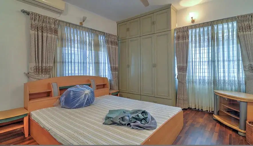 3-Bedroom Luxury Apartment for Rent in Baridhara Diplomatic Zone, Dhaka Image 2