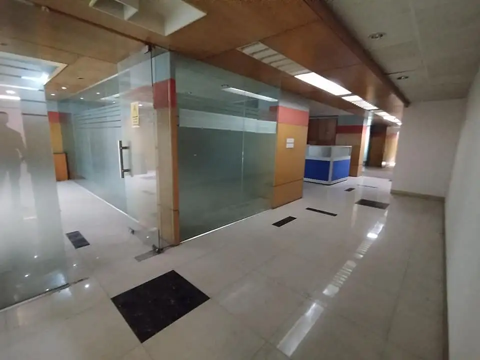 Spacious Prime Business Hub 6700 Sq ft Corporate Office Space for Rent in Dhaka, Gulshan-2 Circle - Image 1