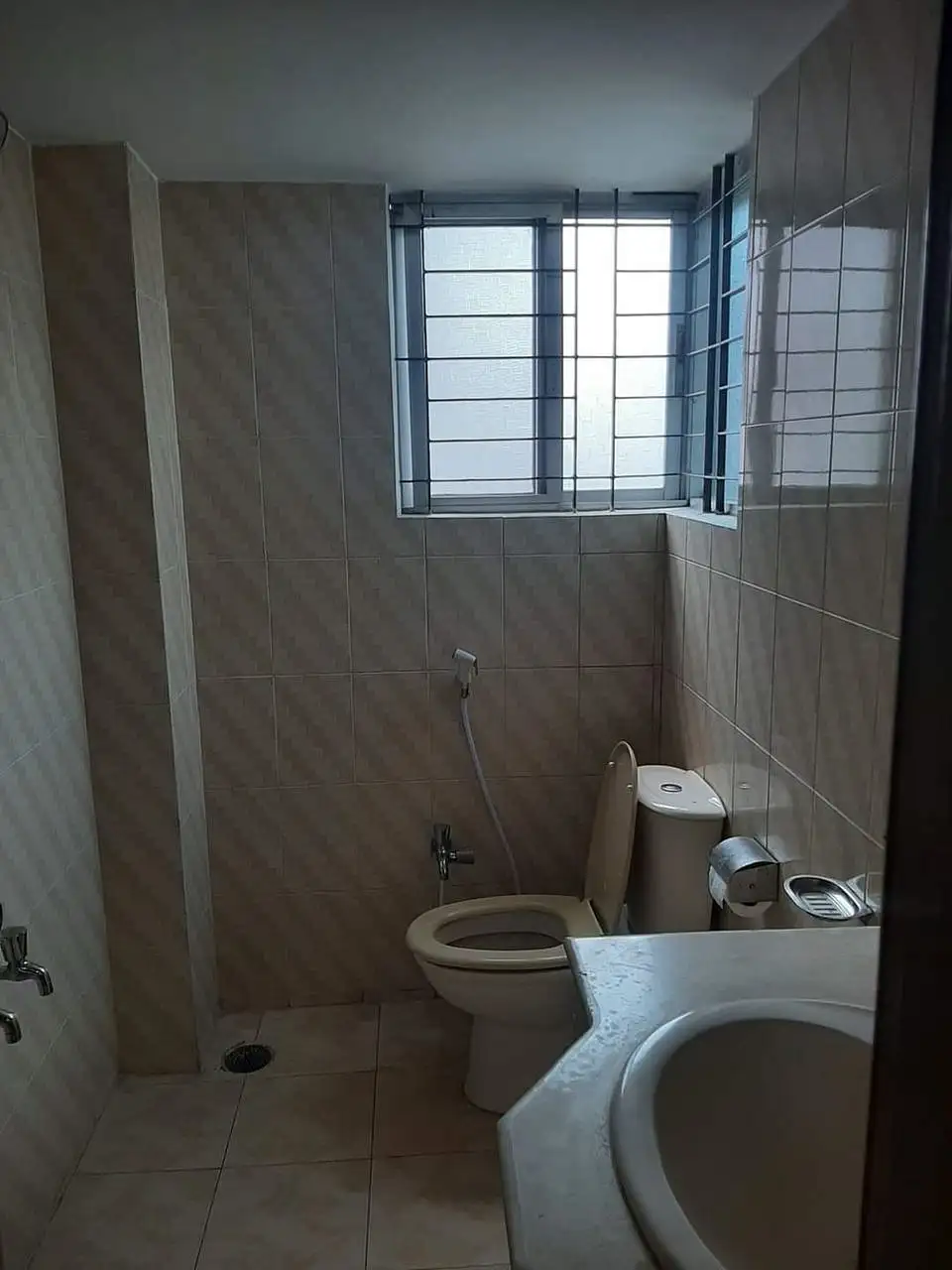 Well-Positioned 1220 SFT 3-Bedroom Apartment Sale in Dhaka, Uttara Sector 6 Image 5