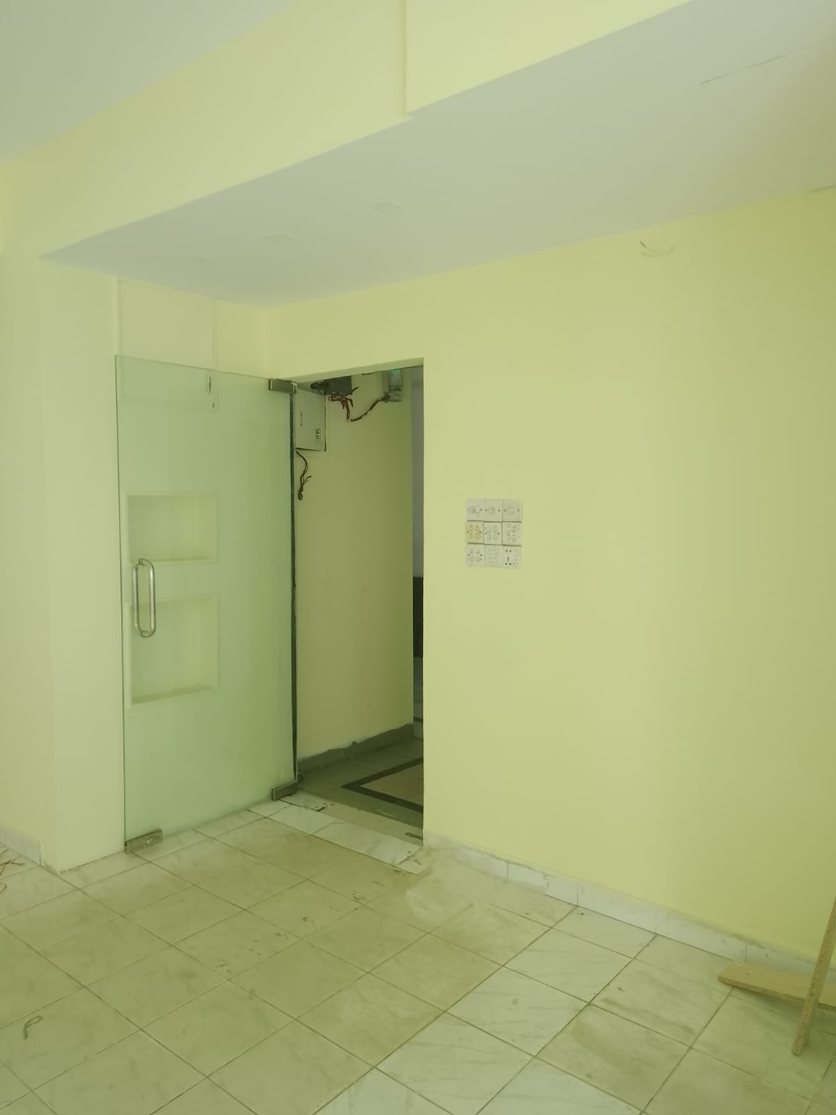 Highway Homes, 5th Floor, office space 866 sft - Image 2