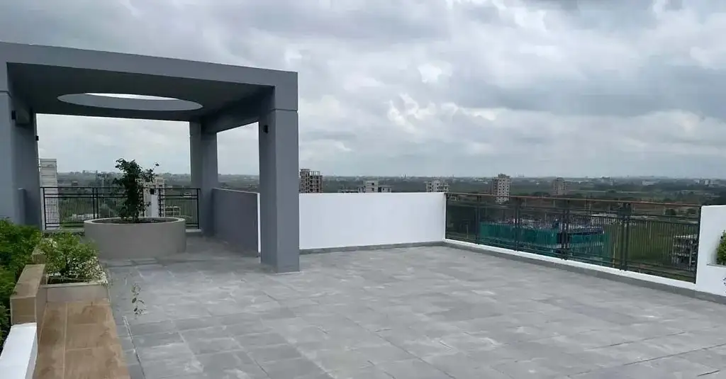 1730 SFT 3-Bedroom Apartment Sale in Dhaka in Bashundhara R-A Image 3