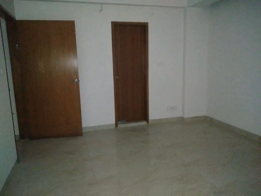 4500 SFT - 4-Bedroom Residential Apartment Rent in Dhaka in Gulshan Image 13