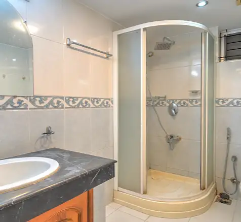 5-Bedroom Luxury Apartment for Rent in Gulshan 1, Dhaka Image 3