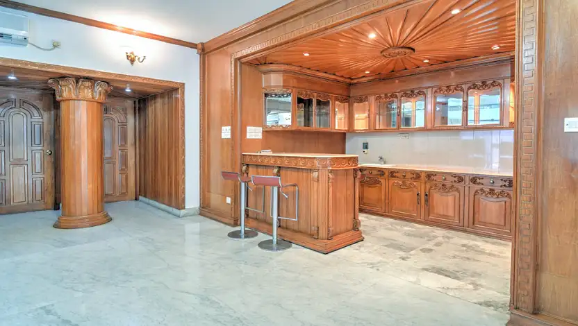 5-Bedroom Luxury Apartment for Rent in Gulshan 1, Dhaka Image 6
