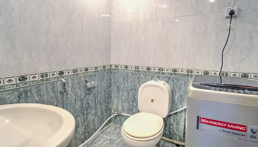 5-Bedroom Luxury Apartment for Rent in Gulshan 1, Dhaka Image 16