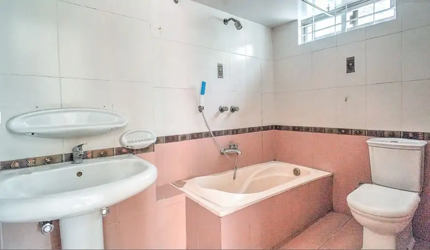3-Bedroom Luxury Apartment for Rent in Bashundhara, Dhaka Image 8