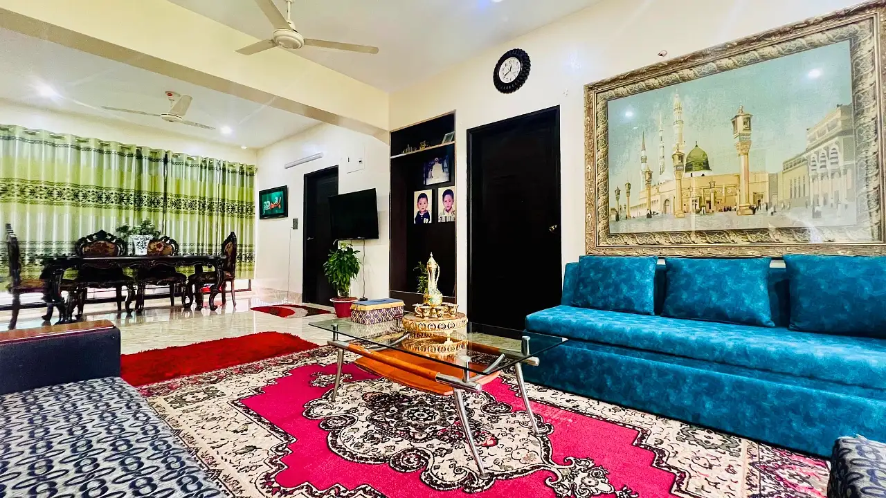 Spacious 2050 Sqft Ready Flat | Block - M, Bashundhara R/A Image 4