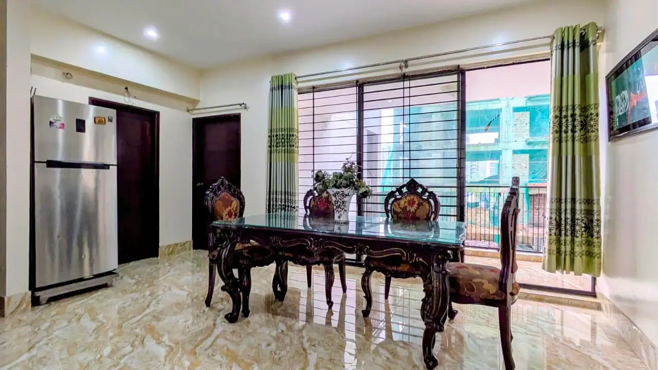 Spacious 2050 Sqft Ready Flat | Block - M, Bashundhara R/A Thumbnail Image
