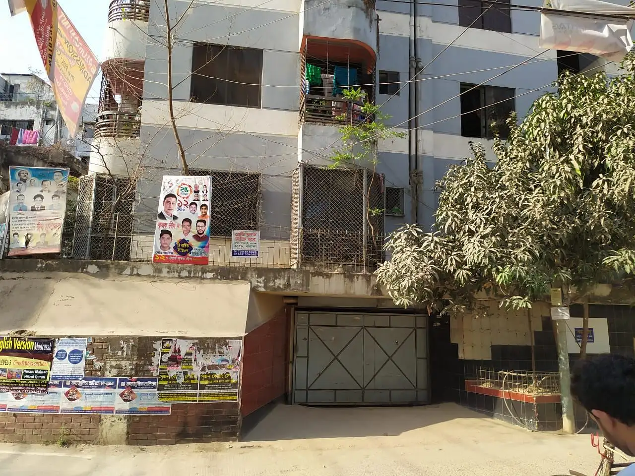 Well-Structured 1050 SFT 2-Bedroom Apartment Sale in Mirpur, Zoo Road Image 3