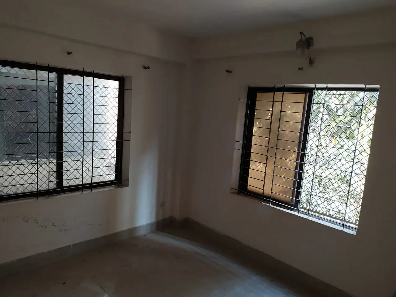 Well-Structured 1050 SFT 2-Bedroom Apartment Sale in Mirpur, Zoo Road Image 7