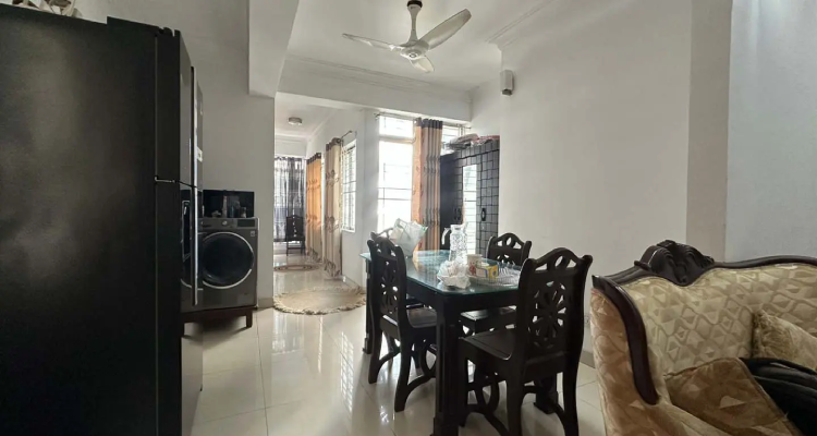 1549 sft 3-bedroom flat is ready for sale in Bashundhara Image 4