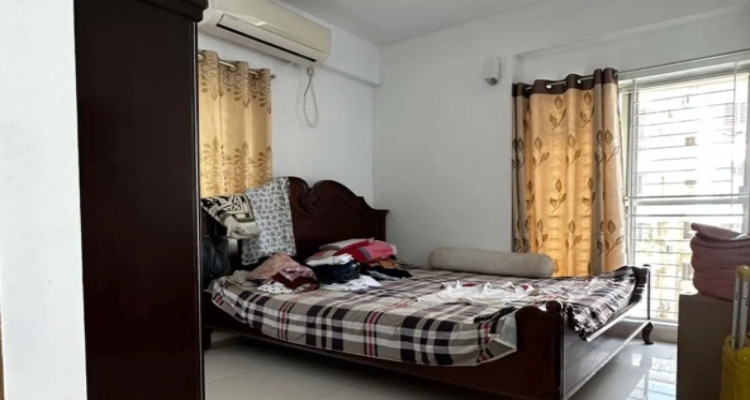 1549 sft 3-bedroom flat is ready for sale in Bashundhara Image 2